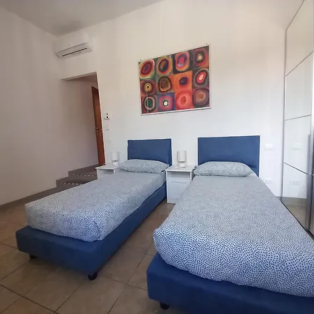 Apartment National 51 *
